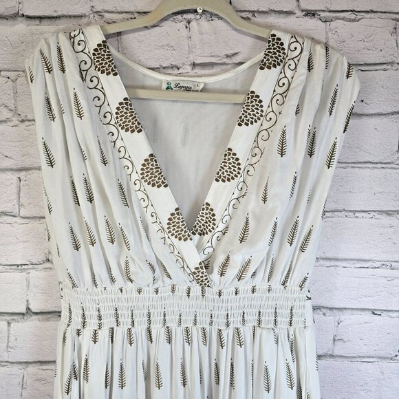 Elegant White Maxi Dress with Gold Accents - Picture 8 of 12